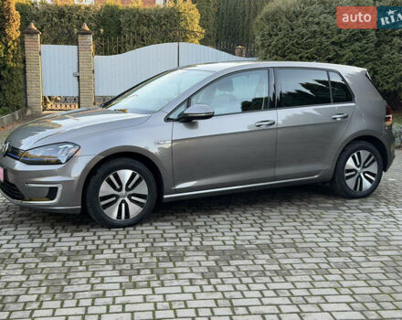 Фольксваген e-Golf, объемом двигателя 0 л и пробегом 99 тыс. км за 9300 $, фото 18 на Automoto.ua
