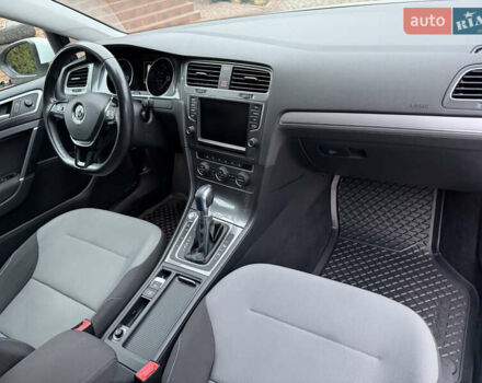 Фольксваген e-Golf, объемом двигателя 0 л и пробегом 110 тыс. км за 8990 $, фото 56 на Automoto.ua