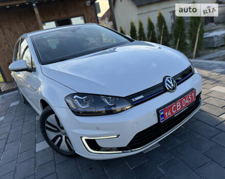 Фольксваген e-Golf, объемом двигателя 0 л и пробегом 106 тыс. км за 11250 $, фото 23 на Automoto.ua