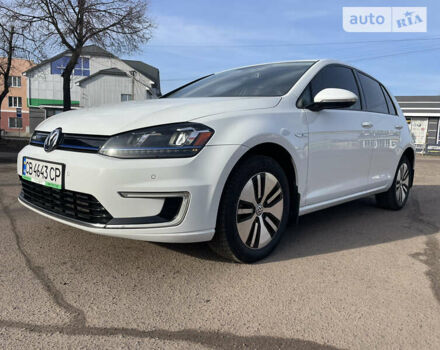 Фольксваген e-Golf, объемом двигателя 0 л и пробегом 112 тыс. км за 10200 $, фото 10 на Automoto.ua