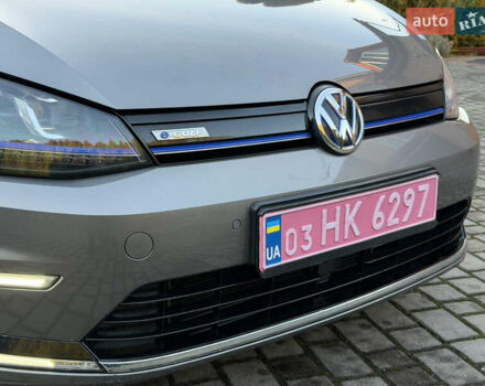 Фольксваген e-Golf, объемом двигателя 0 л и пробегом 99 тыс. км за 9300 $, фото 40 на Automoto.ua