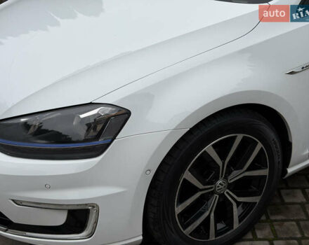 Фольксваген e-Golf, объемом двигателя 0 л и пробегом 110 тыс. км за 8990 $, фото 22 на Automoto.ua