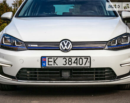 Фольксваген e-Golf, объемом двигателя 0 л и пробегом 119 тыс. км за 13999 $, фото 16 на Automoto.ua