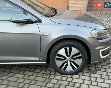 Фольксваген e-Golf, объемом двигателя 0 л и пробегом 99 тыс. км за 9300 $, фото 30 на Automoto.ua