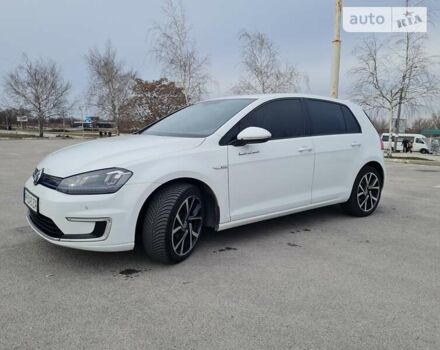 Фольксваген e-Golf, об'ємом двигуна 0 л та пробігом 106 тис. км за 12500 $, фото 2 на Automoto.ua