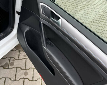 Фольксваген e-Golf, об'ємом двигуна 0 л та пробігом 115 тис. км за 8800 $, фото 20 на Automoto.ua