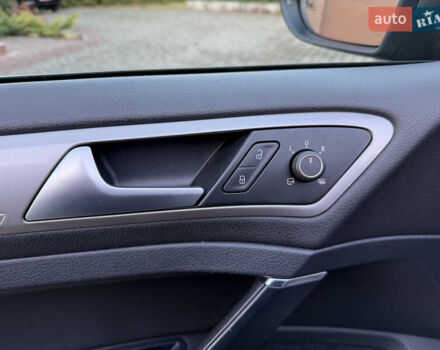 Фольксваген e-Golf, объемом двигателя 0 л и пробегом 99 тыс. км за 9300 $, фото 65 на Automoto.ua