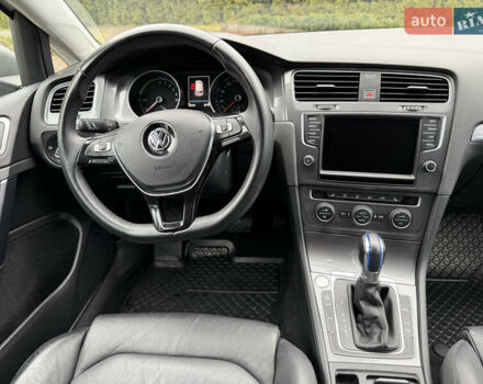 Фольксваген e-Golf, объемом двигателя 0 л и пробегом 92 тыс. км за 9450 $, фото 82 на Automoto.ua