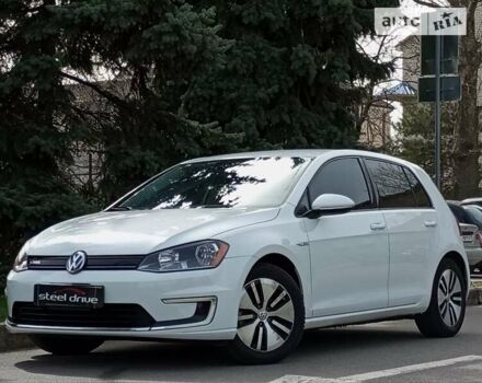 Фольксваген e-Golf, объемом двигателя 0 л и пробегом 70 тыс. км за 11700 $, фото 2 на Automoto.ua