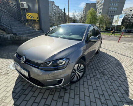 Фольксваген e-Golf, объемом двигателя 0 л и пробегом 120 тыс. км за 12300 $, фото 3 на Automoto.ua