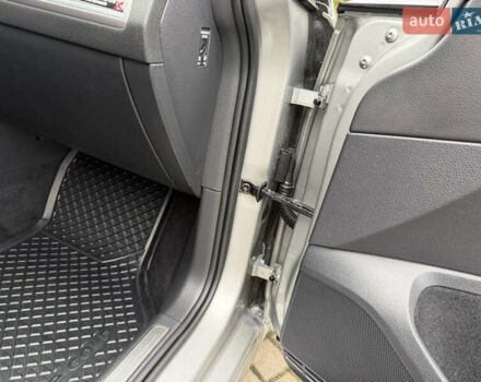 Фольксваген e-Golf, объемом двигателя 0 л и пробегом 92 тыс. км за 9450 $, фото 60 на Automoto.ua