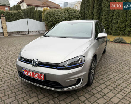 Фольксваген e-Golf, объемом двигателя 0 л и пробегом 92 тыс. км за 9450 $, фото 2 на Automoto.ua