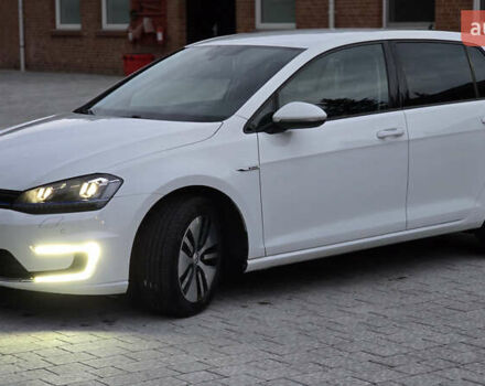 Фольксваген e-Golf, объемом двигателя 0 л и пробегом 114 тыс. км за 10500 $, фото 1 на Automoto.ua