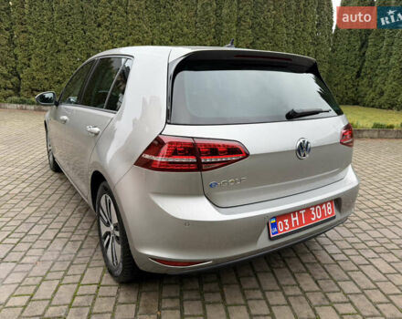 Фольксваген e-Golf, объемом двигателя 0 л и пробегом 92 тыс. км за 9450 $, фото 13 на Automoto.ua