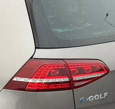 Фольксваген e-Golf, объемом двигателя 0 л и пробегом 151 тыс. км за 8799 $, фото 7 на Automoto.ua