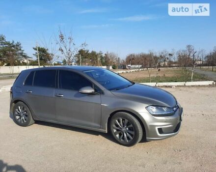 Фольксваген e-Golf, объемом двигателя 0 л и пробегом 117 тыс. км за 13500 $, фото 32 на Automoto.ua