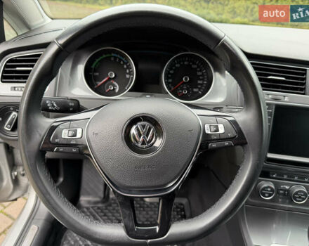 Фольксваген e-Golf, объемом двигателя 0 л и пробегом 92 тыс. км за 9450 $, фото 63 на Automoto.ua