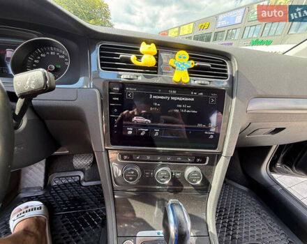 Фольксваген e-Golf, объемом двигателя 0 л и пробегом 180 тыс. км за 11500 $, фото 8 на Automoto.ua