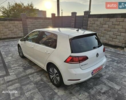 Фольксваген e-Golf, объемом двигателя 0 л и пробегом 49 тыс. км за 17700 $, фото 4 на Automoto.ua