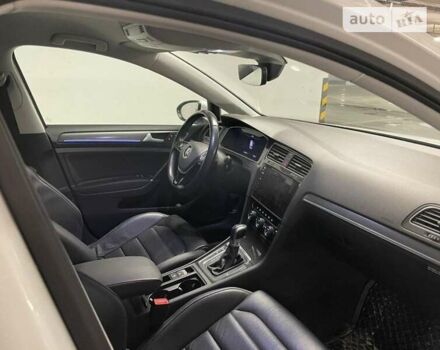 Фольксваген e-Golf, об'ємом двигуна 0 л та пробігом 88 тис. км за 15700 $, фото 59 на Automoto.ua