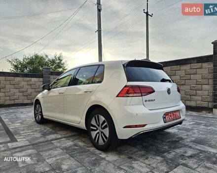Фольксваген e-Golf, объемом двигателя 0 л и пробегом 49 тыс. км за 17700 $, фото 6 на Automoto.ua
