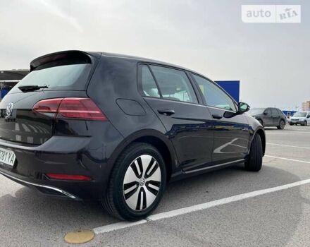 Фольксваген e-Golf, объемом двигателя 0 л и пробегом 109 тыс. км за 13999 $, фото 13 на Automoto.ua