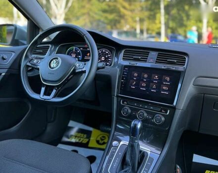 Фольксваген e-Golf, объемом двигателя 0 л и пробегом 115 тыс. км за 12650 $, фото 15 на Automoto.ua