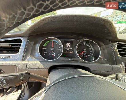Фольксваген e-Golf, объемом двигателя 0 л и пробегом 180 тыс. км за 11500 $, фото 7 на Automoto.ua