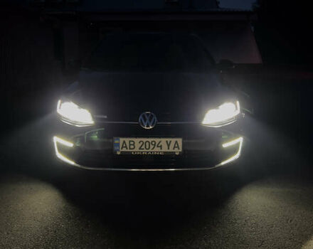 Фольксваген e-Golf, объемом двигателя 0 л и пробегом 90 тыс. км за 13999 $, фото 52 на Automoto.ua