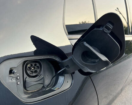 Фольксваген e-Golf, объемом двигателя 0 л и пробегом 90 тыс. км за 13999 $, фото 14 на Automoto.ua