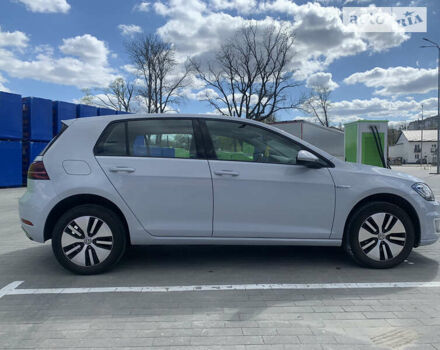 Фольксваген e-Golf, объемом двигателя 0 л и пробегом 113 тыс. км за 17000 $, фото 7 на Automoto.ua