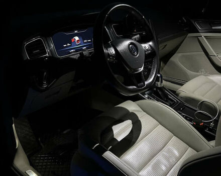 Фольксваген e-Golf, объемом двигателя 0 л и пробегом 90 тыс. км за 13999 $, фото 62 на Automoto.ua