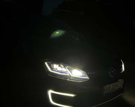 Фольксваген e-Golf, объемом двигателя 0 л и пробегом 90 тыс. км за 13999 $, фото 56 на Automoto.ua