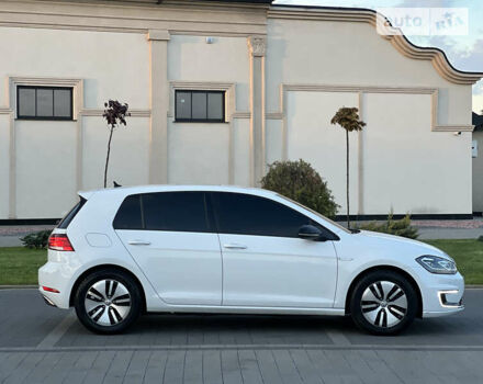 Фольксваген e-Golf, объемом двигателя 0 л и пробегом 44 тыс. км за 16000 $, фото 6 на Automoto.ua