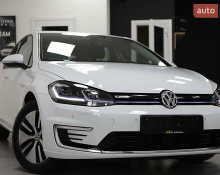 Фольксваген e-Golf, объемом двигателя 0 л и пробегом 32 тыс. км за 13900 $, фото 1 на Automoto.ua