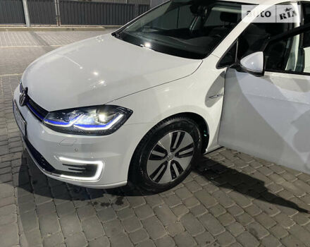 Фольксваген e-Golf, объемом двигателя 0 л и пробегом 49 тыс. км за 14800 $, фото 18 на Automoto.ua