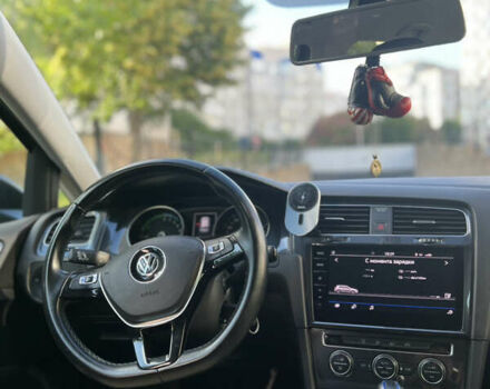 Фольксваген e-Golf, объемом двигателя 0 л и пробегом 64 тыс. км за 14500 $, фото 16 на Automoto.ua
