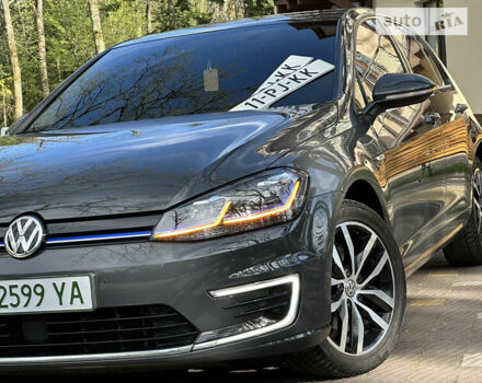 Фольксваген e-Golf, объемом двигателя 0 л и пробегом 112 тыс. км за 14399 $, фото 10 на Automoto.ua