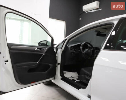 Фольксваген e-Golf, объемом двигателя 0 л и пробегом 32 тыс. км за 13900 $, фото 65 на Automoto.ua
