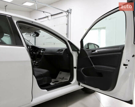 Фольксваген e-Golf, объемом двигателя 0 л и пробегом 32 тыс. км за 13900 $, фото 57 на Automoto.ua