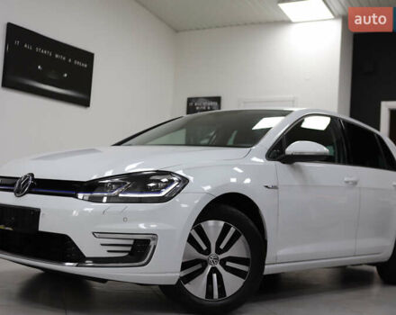Фольксваген e-Golf, объемом двигателя 0 л и пробегом 32 тыс. км за 13900 $, фото 12 на Automoto.ua