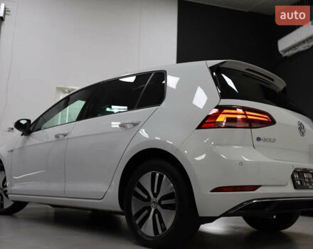 Фольксваген e-Golf, объемом двигателя 0 л и пробегом 32 тыс. км за 13900 $, фото 32 на Automoto.ua