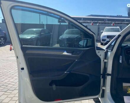 Фольксваген e-Golf, объемом двигателя 0 л и пробегом 132 тыс. км за 14999 $, фото 8 на Automoto.ua