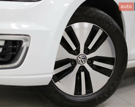 Фольксваген e-Golf, объемом двигателя 0 л и пробегом 32 тыс. км за 13900 $, фото 16 на Automoto.ua