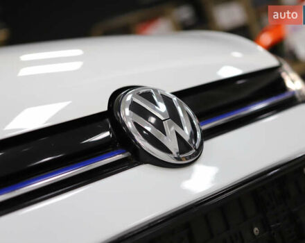 Фольксваген e-Golf, объемом двигателя 0 л и пробегом 32 тыс. км за 13900 $, фото 27 на Automoto.ua