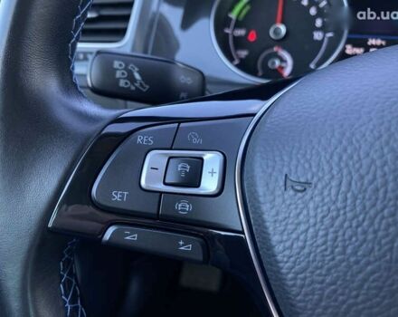 Фольксваген e-Golf, объемом двигателя 0 л и пробегом 42 тыс. км за 14200 $, фото 28 на Automoto.ua
