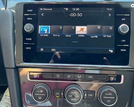 Фольксваген e-Golf, объемом двигателя 0 л и пробегом 56 тыс. км за 14999 $, фото 13 на Automoto.ua