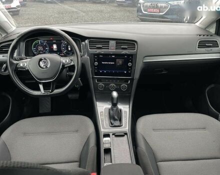 Фольксваген e-Golf, объемом двигателя 0 л и пробегом 140 тыс. км за 12300 $, фото 24 на Automoto.ua