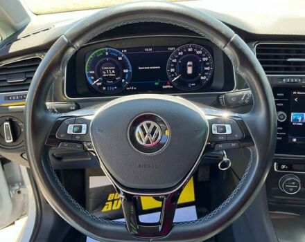 Фольксваген e-Golf, объемом двигателя 0 л и пробегом 56 тыс. км за 14999 $, фото 11 на Automoto.ua