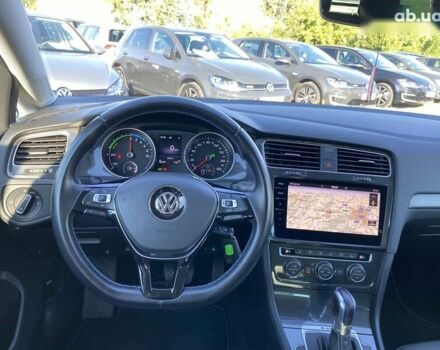 Фольксваген e-Golf, объемом двигателя 0 л и пробегом 42 тыс. км за 14200 $, фото 25 на Automoto.ua